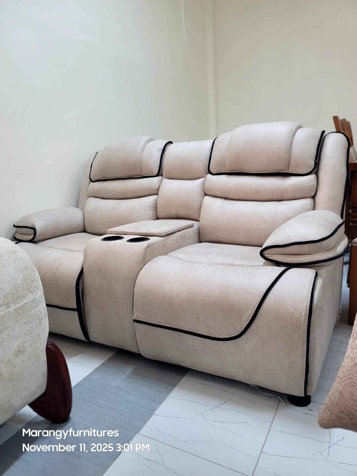 Contemporary Semi-Recliner Sofa Set – Stylish Comfort for Modern Living Rooms
